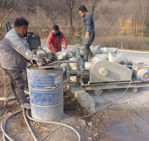 西乌珠穆沁路面下沉注浆